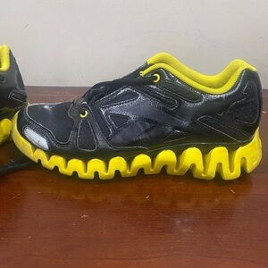 Reebok Athletic Sneakers Shoes size 4